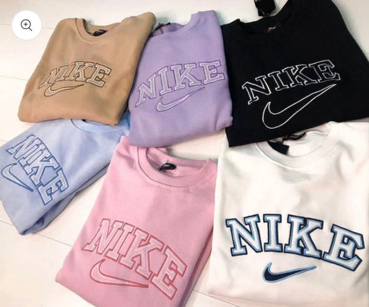 Nike Vintage Printed Sweatshirts